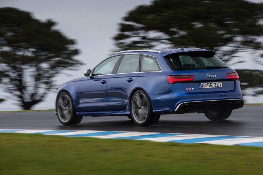  Audi RS6 Avant (4G, C7) 2015 года  (AU) (фото 2 из 18)